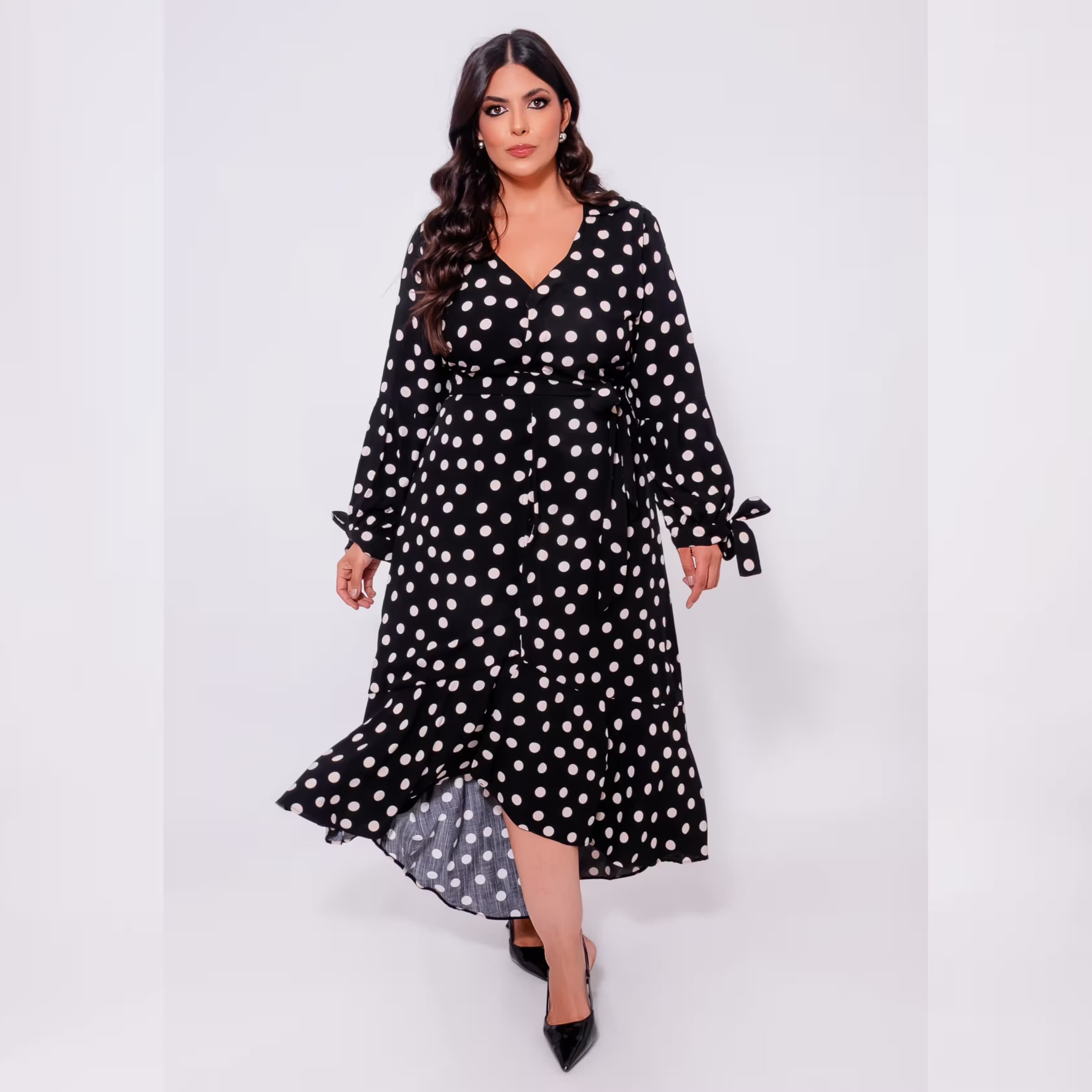 Vestido Longo Plus Size Manga Longa Ref 13056 Poá Preto POÁ PRETO