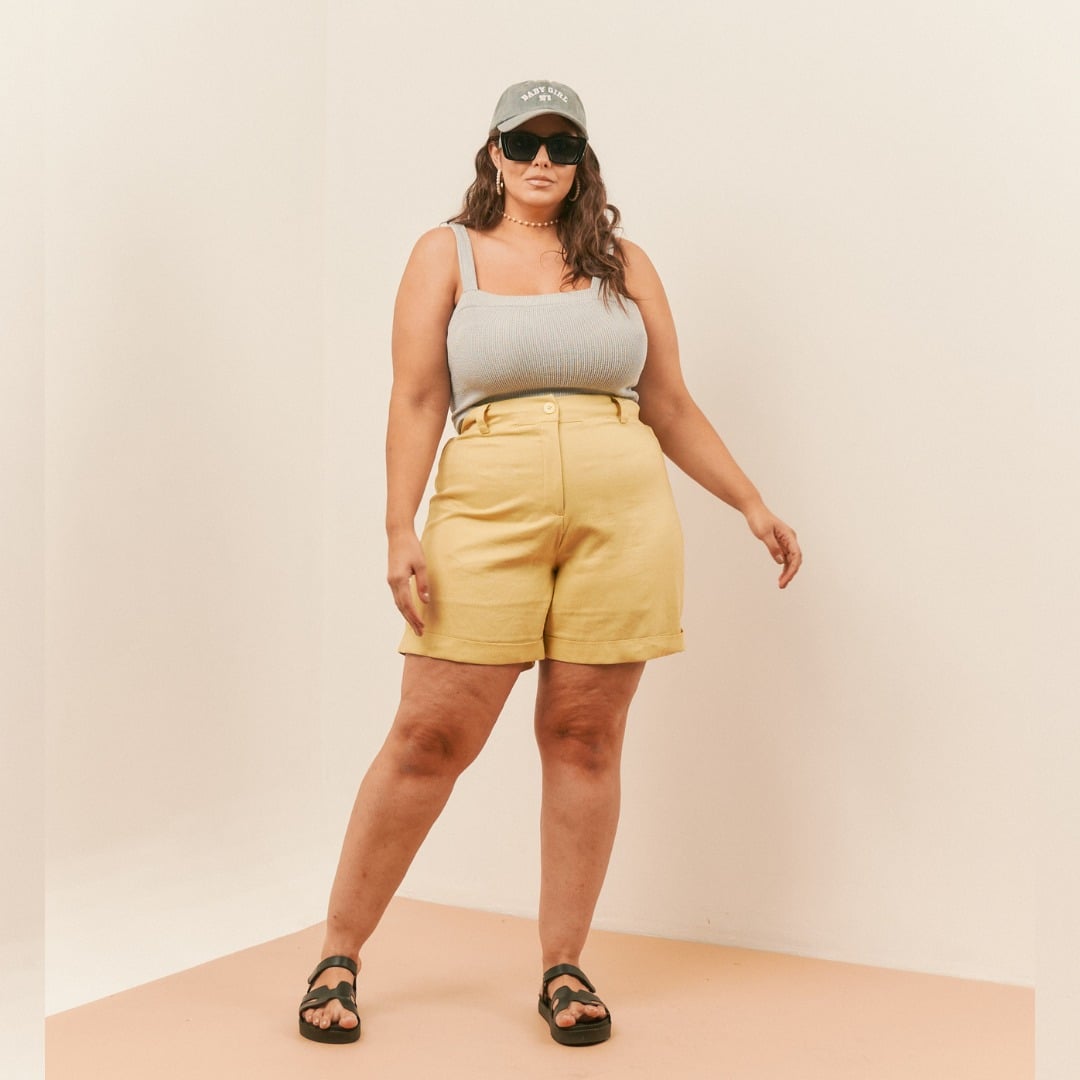 SHORTS FEMININO PLUS SIZE LINHO 3967 KAYLA OFF WHITE 46 VERDE