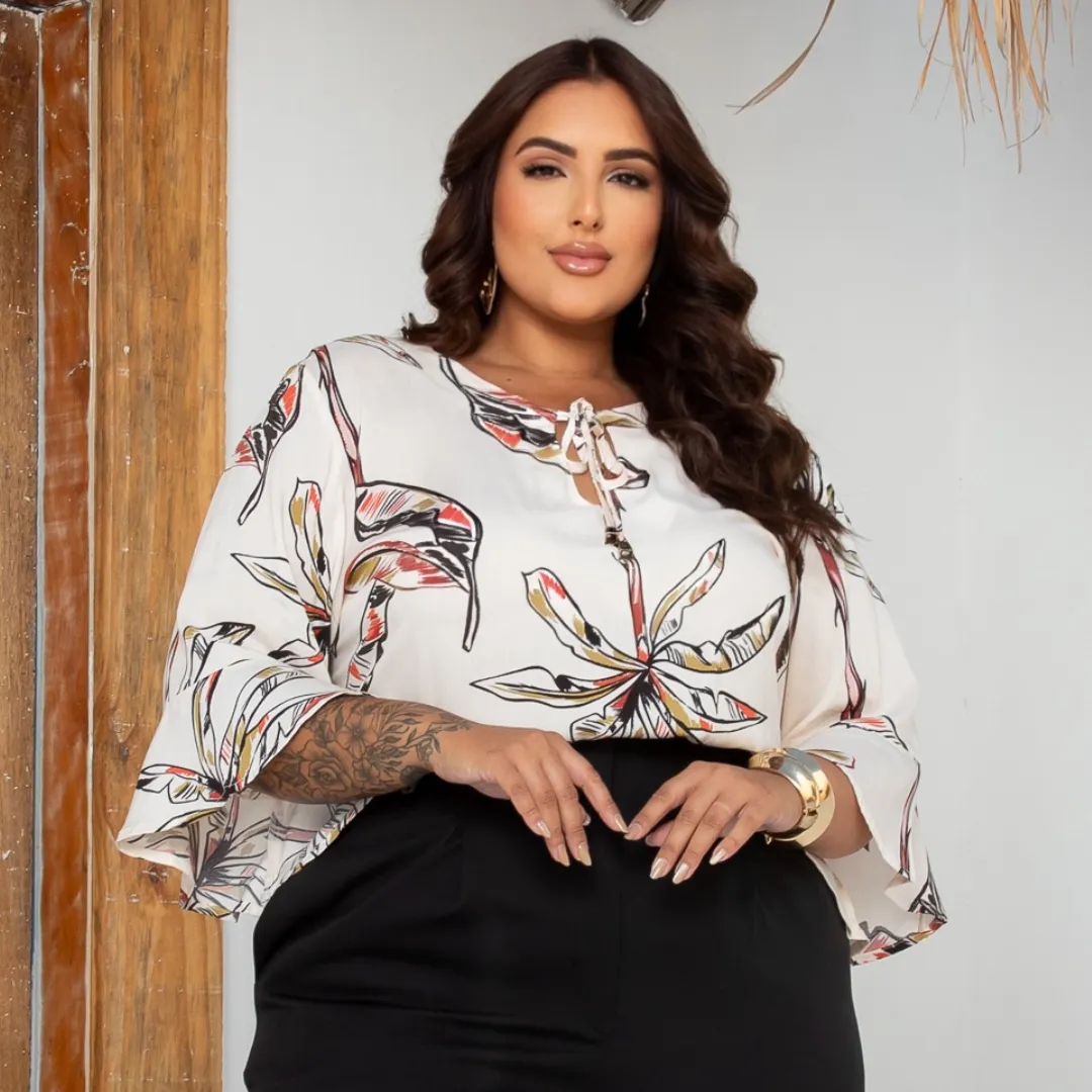 BLUSA FEMININA MANGA CURTA PLUS SIZE 700896 ESTAMPA BEGE 46 JOIN CURVES ESTAMPA BEGE