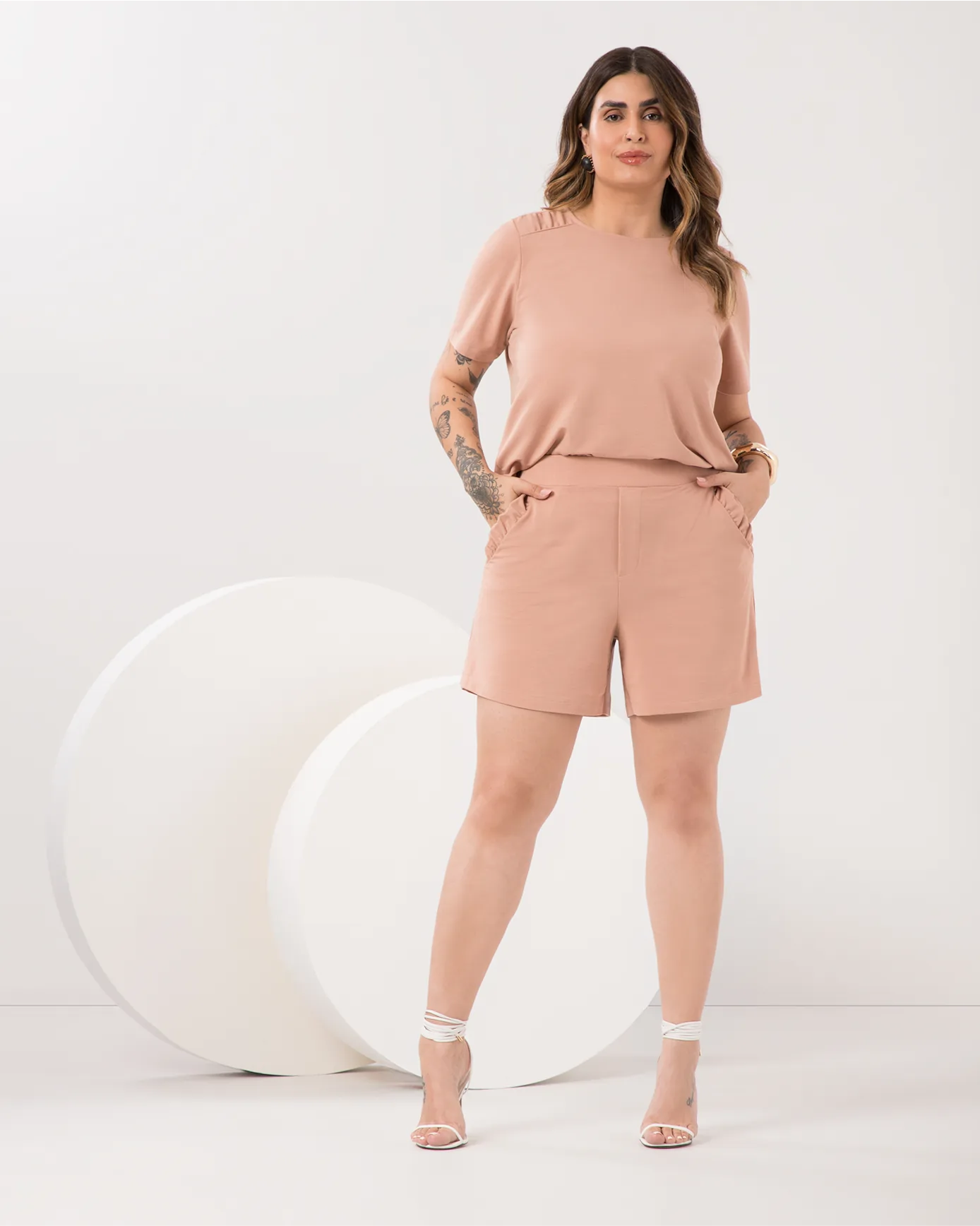 Conjunto Feminino Plus Size Blusa Manga Curta + Shorts Ref C0329 Preto BEGE