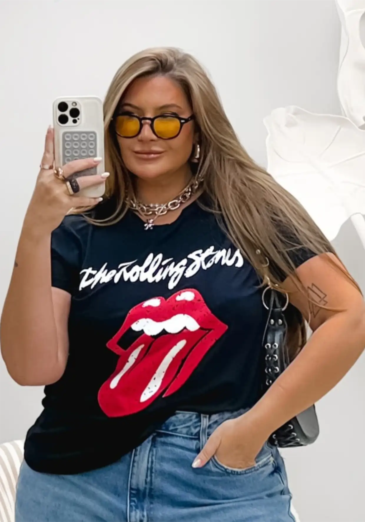 T-Shirt Feminina Plus Size Manga Curta Rolling Stones Preto MIA PRETO