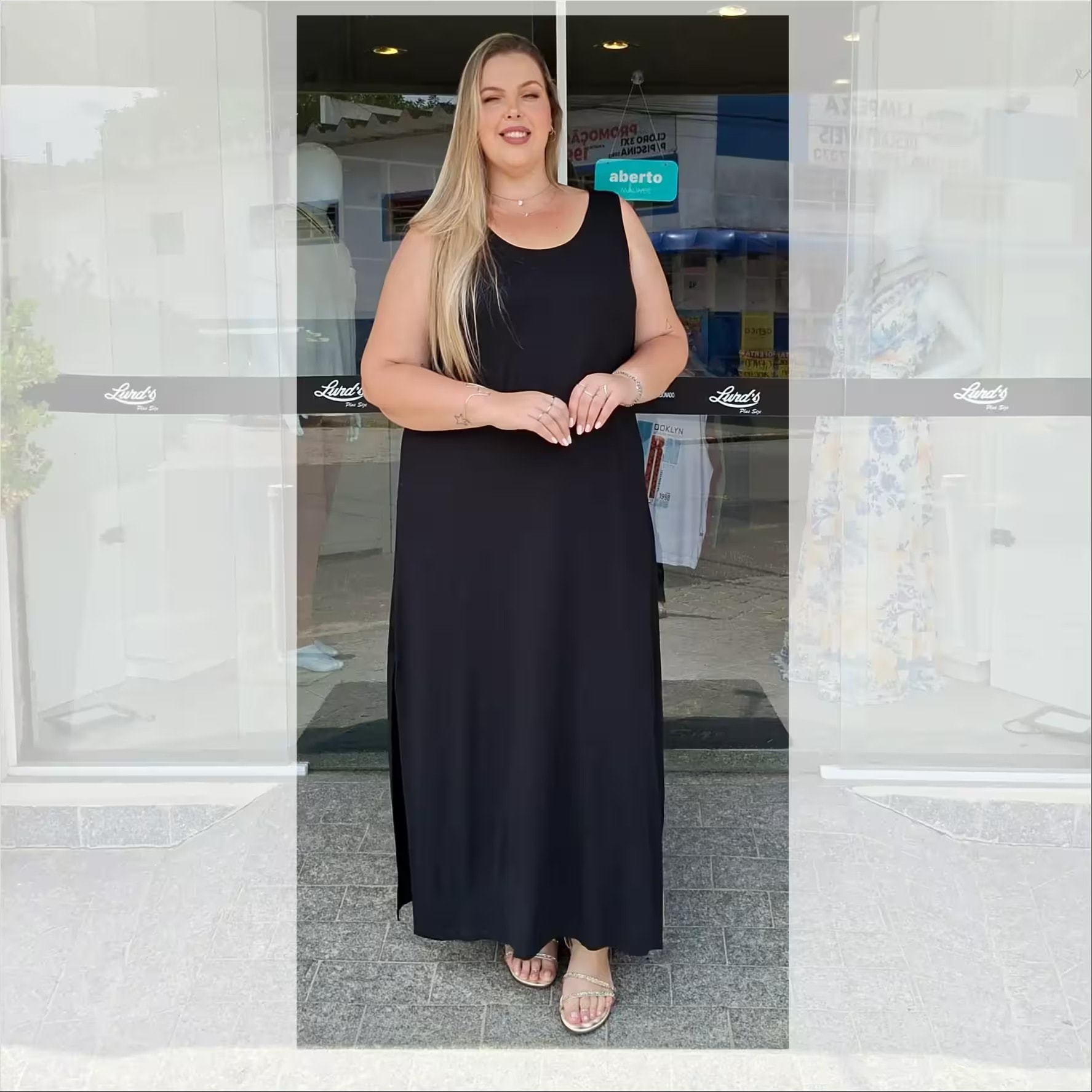VESTIDO LONGO PLUS SIZE SEM MANGA VSM-130 MARRIE ESTAMPA FLORES 46 PRETO
