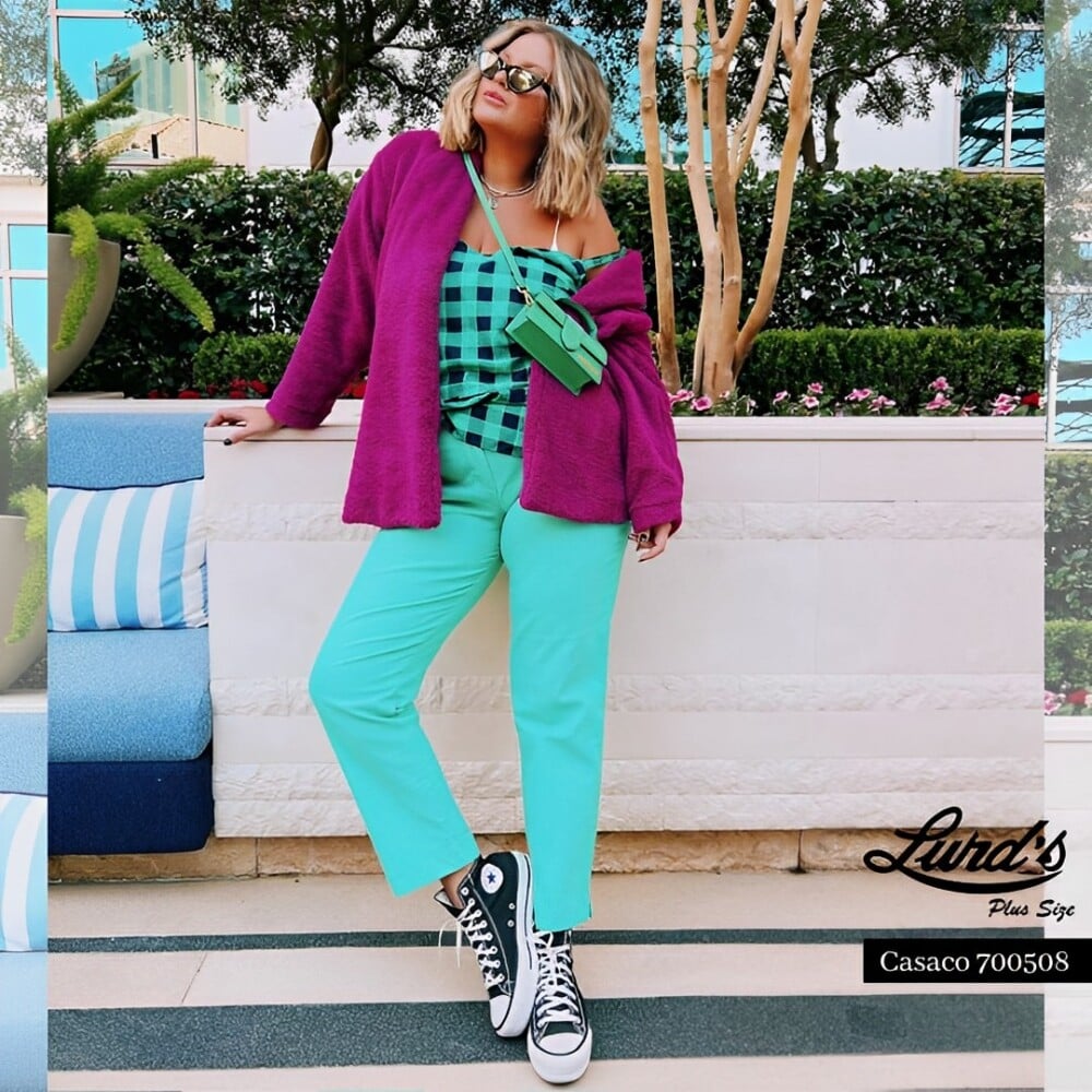 Casaco Feminino Plus Size Teddy Fúcsia
