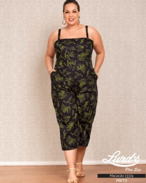 Macacão Pantacourt Sem Manga Estampa Preto