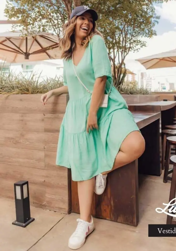 Vestido Plus Size Manga Curta - 50