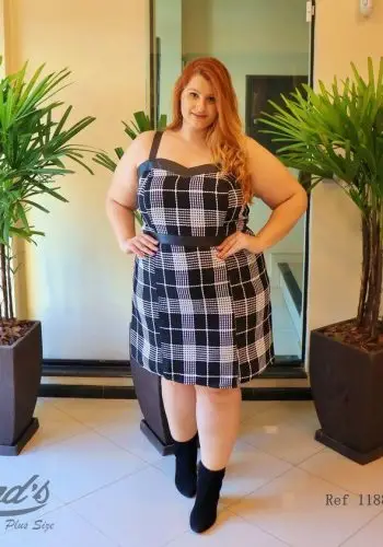 Vestido Plus Size Xadrez - 46