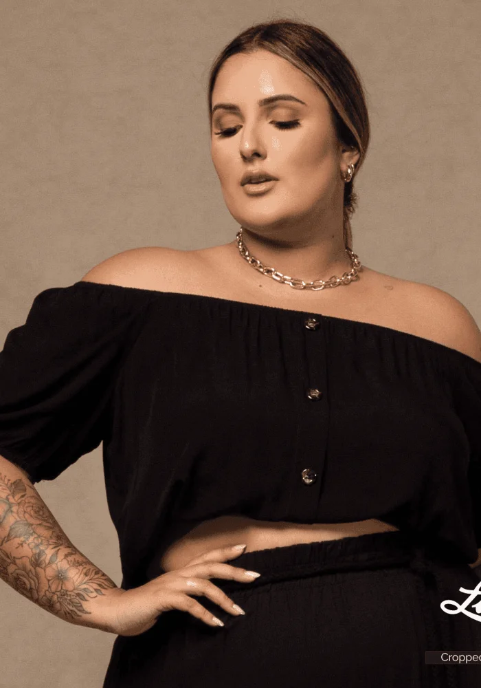 Cropped Feminino Plus Size Manga Curta Preto - 58