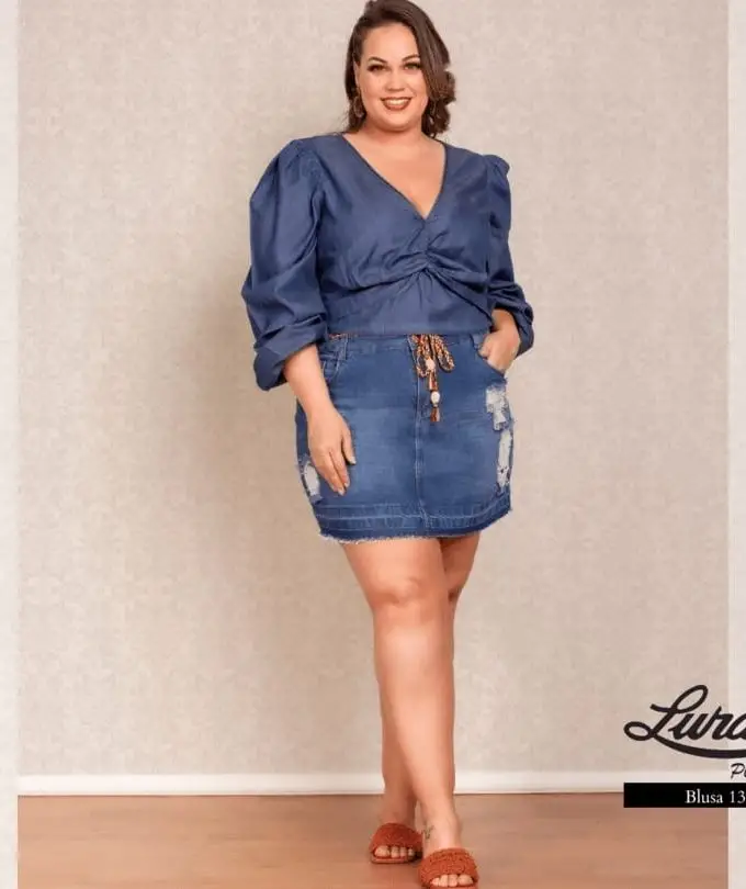 Blusa Manga Longa Plus Size Jeans - 48