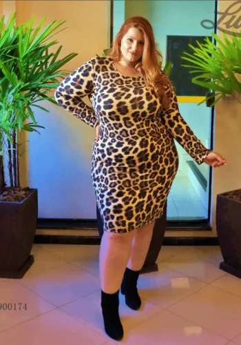 Vestido Plus Size Manga Longa Oncinha