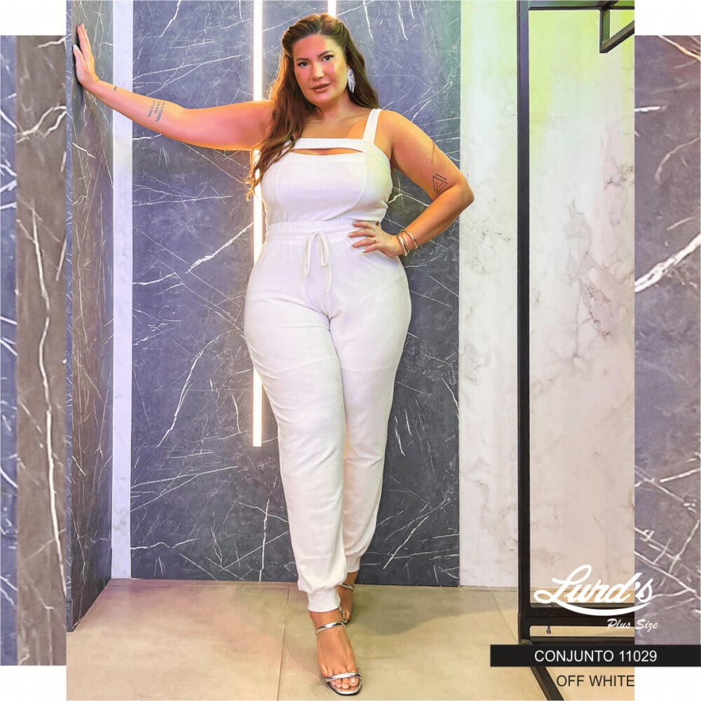 Conjunto Feminino Plus Size Cropped + Calça Off White - 50