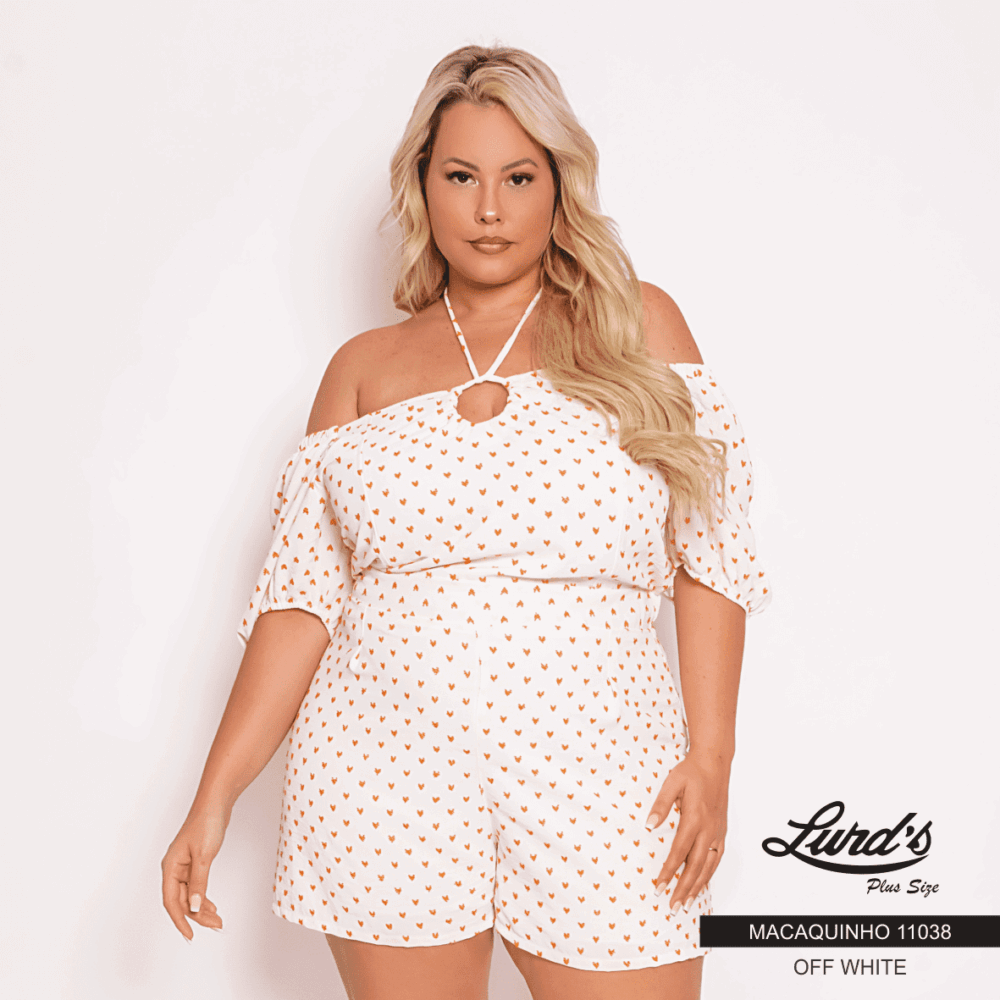 Macaquinho Feminino Plus Size Manga Curta Off White - 48