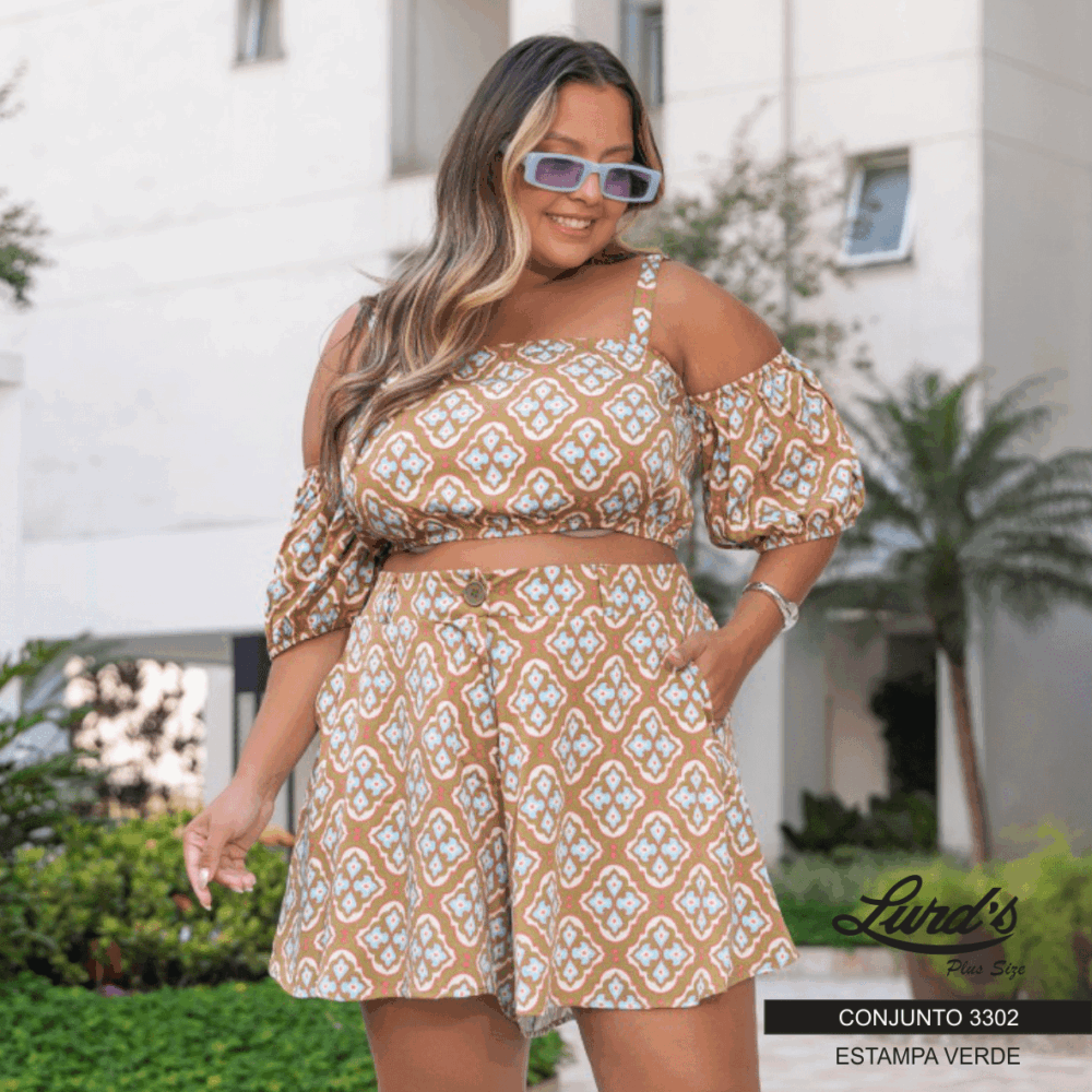 Conjunto Feminino Plus Size Shorts + Cropped Estampa Verde - 52
