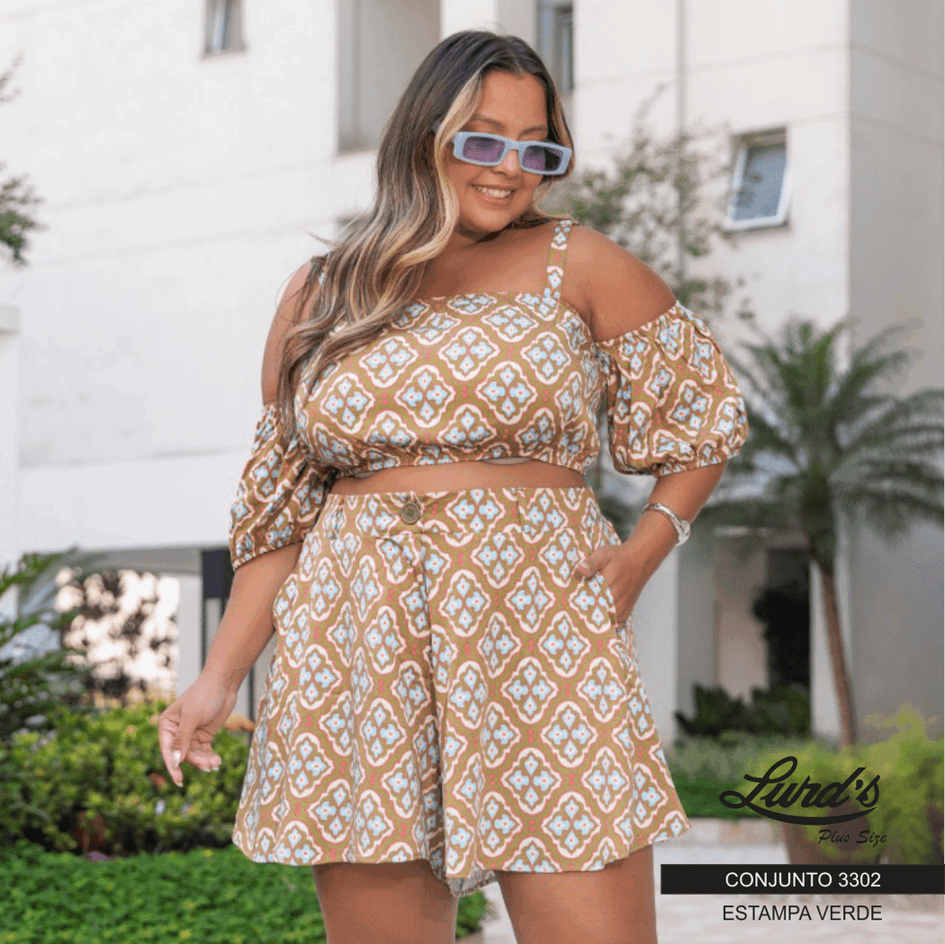 Conjunto Feminino Plus Size Shorts + Cropped Estampa Verde - 46