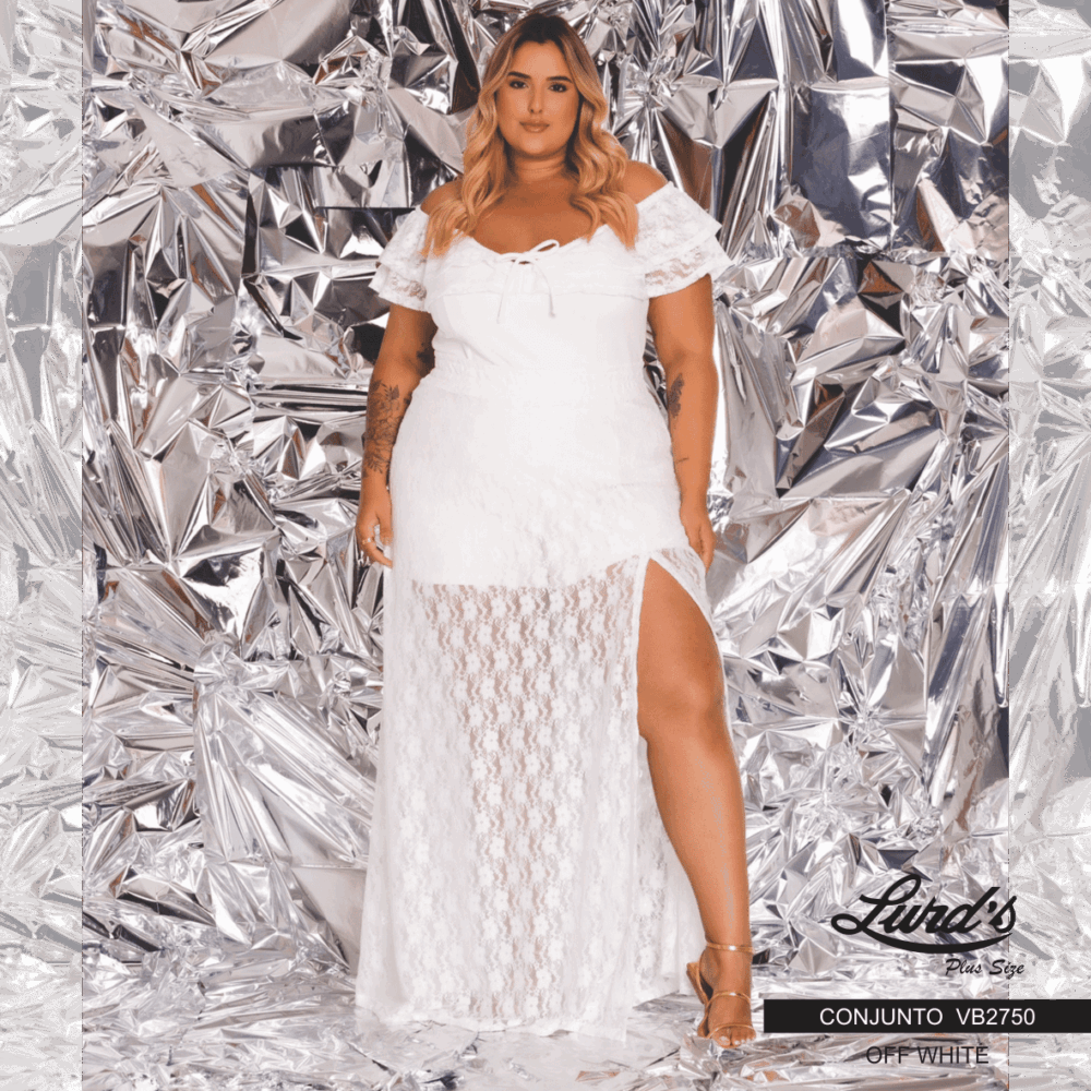 Conjunto Feminino Plus Size Saia Longa + Cropped Off White