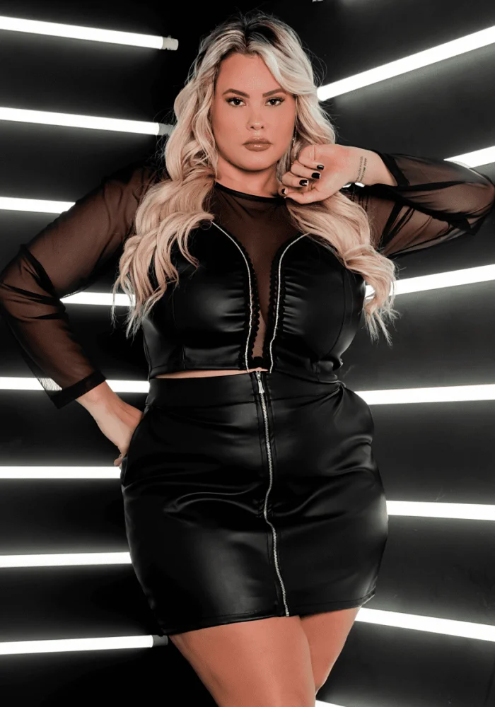 Cropped Feminino Plus Size Manga Longa Preto - 52