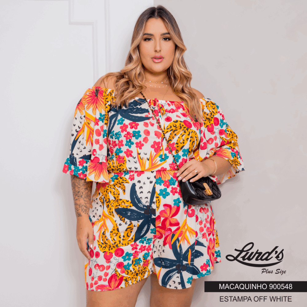 Macaquinho Feminino Plus Size Manga Curta Estampa Off White - 48
