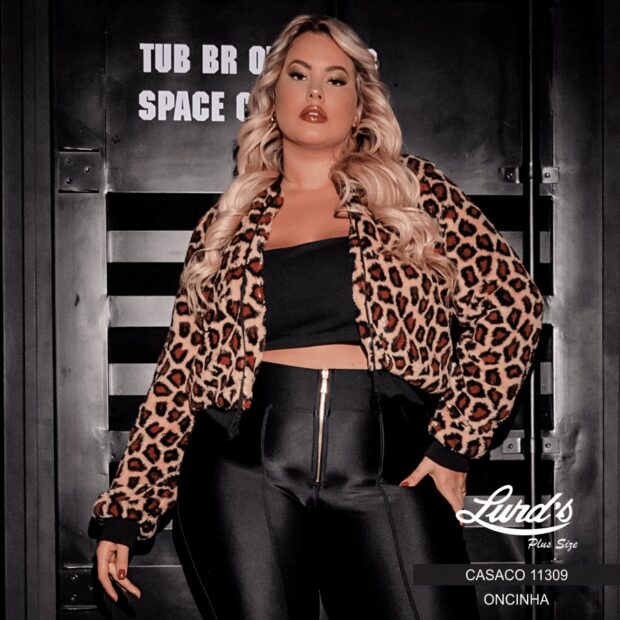 Casaco Feminino Plus Size Teddy Oncinha