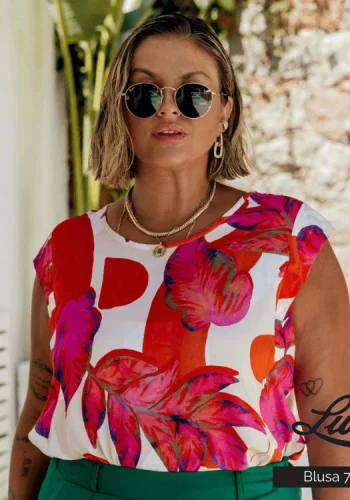 Blusa Feminina Plus Size Manga Curta Estampa Laranja - 50