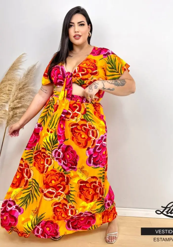 Vestido Longo Plus Size Manga Curta Estampa Laranja Marrie