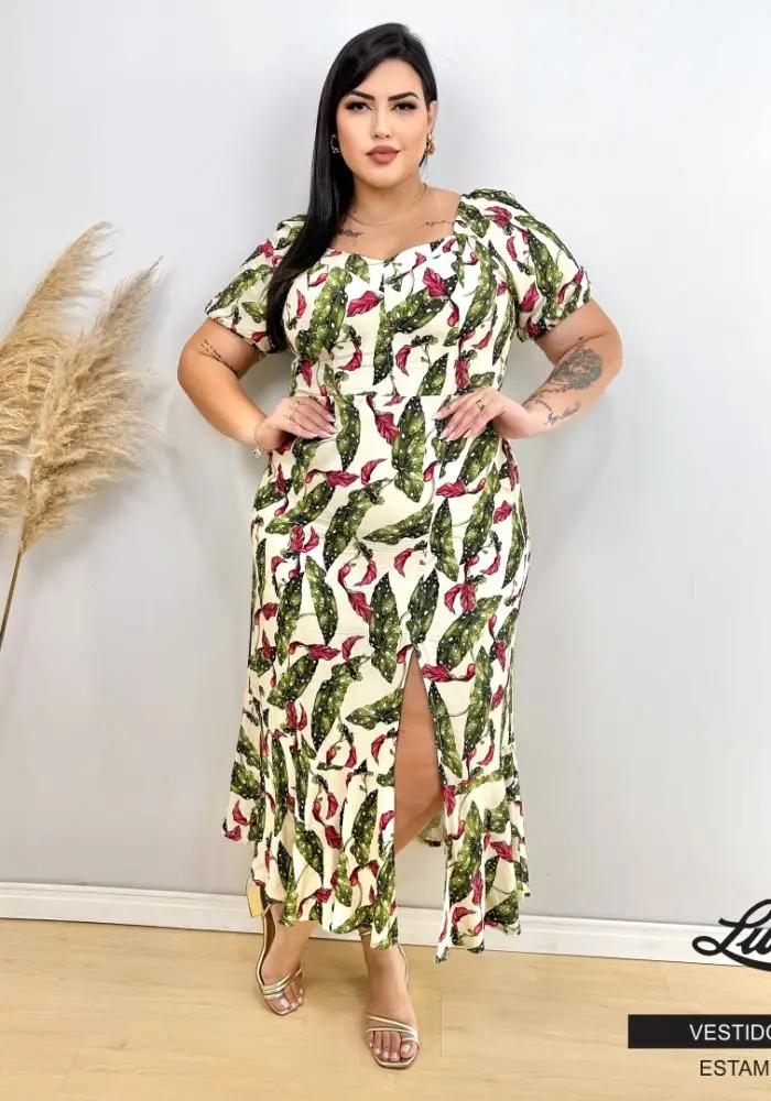 Vestido Mid Plus Size Manga Curta Estampa Areia