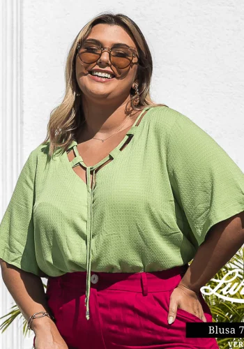 Blusa Feminina Plus Size Manga Curta Ref 700650 Verde - 50