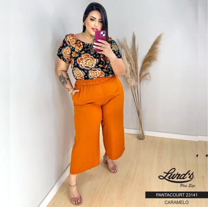 Pantacourt Feminina Plus Size Ref 23141 Marrie Caramelo  - 58