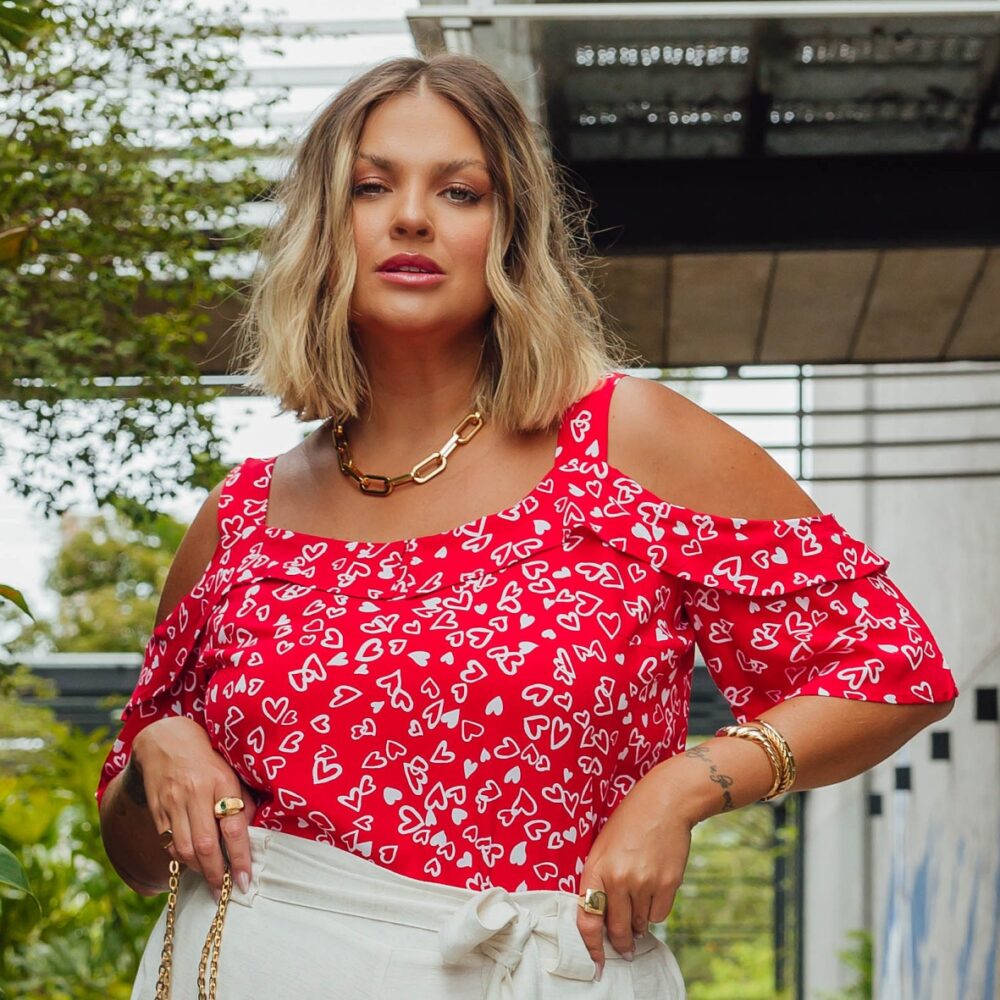 Blusa Feminina Plus Size Manga Curta Ref 700688 Estampa Vermelho - 46