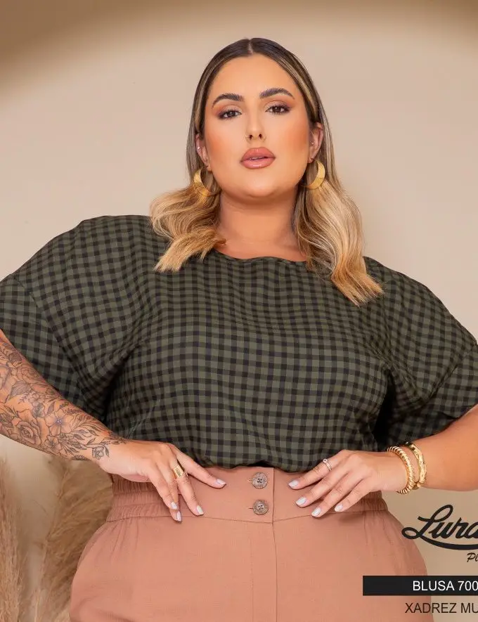 Blusa Feminina Plus Size Manga Curta 700717 Xadrez Musgo - 50