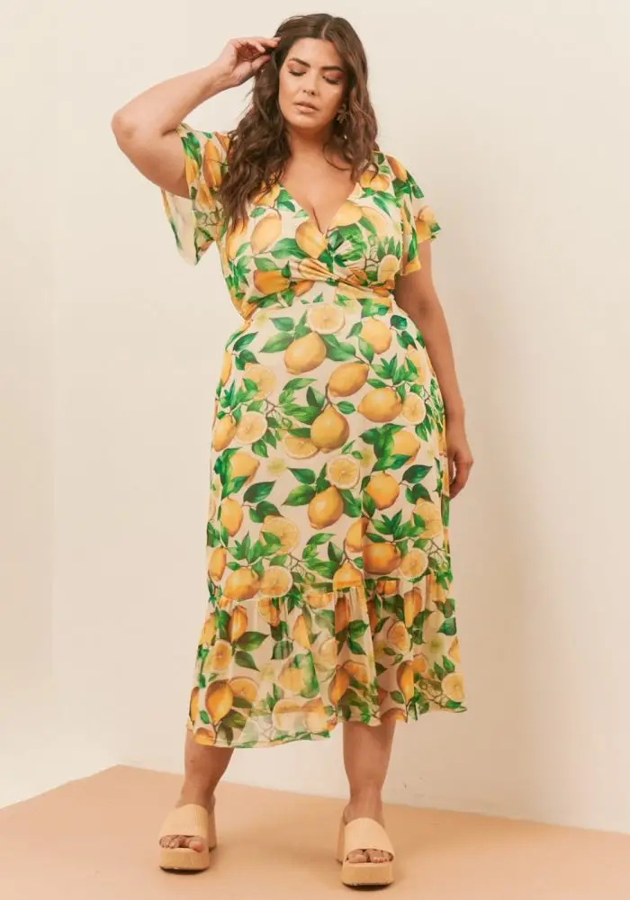 Vestido Mid Plus Size Manga Curta Ref 3977 Estampa Limão