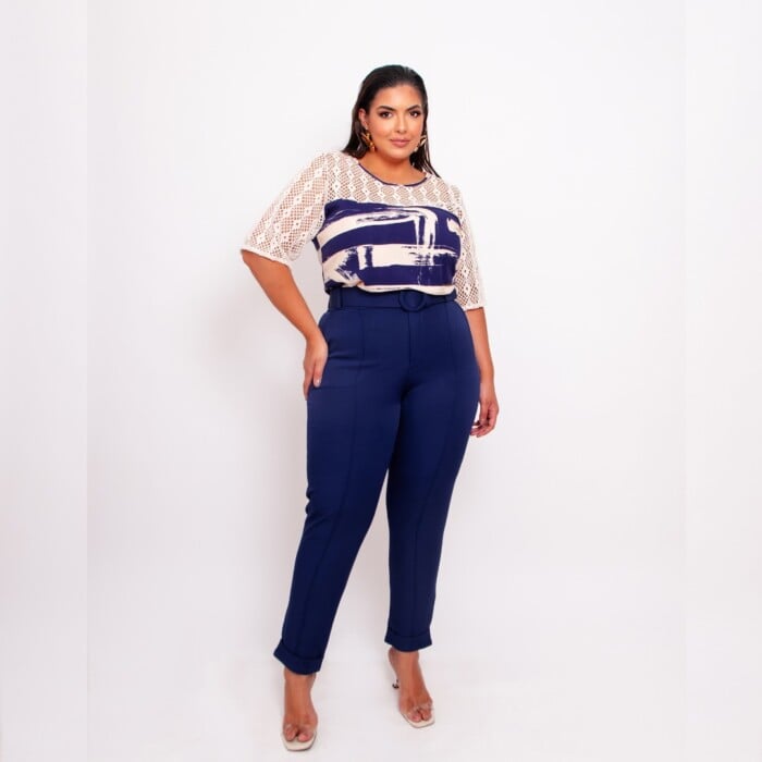 Calça Feminina Plus Size Alfaiataria Com Cinto Ref 11122 Marinho - 50