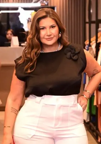 Blusa Feminina Plus Size Manga Curta Ref 12378 Preto