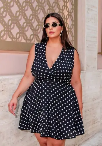 Vestido Plus Size Sem Manga Ref 4056 Poá Preto - 56