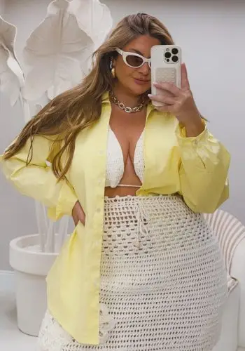 Camisa Feminina Plus Size Alongada com Manga Ref 748590 Amarelo