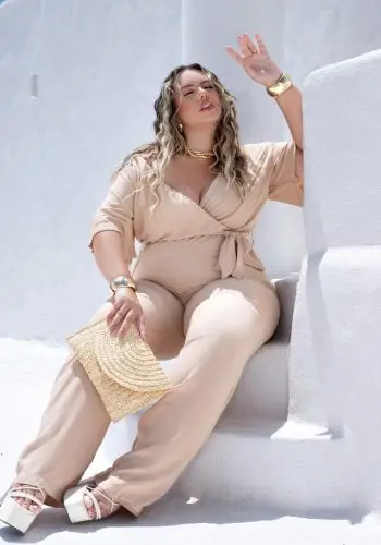 Macacão Longo Feminino Plus Size Manga Curta Ref 900746 Bege