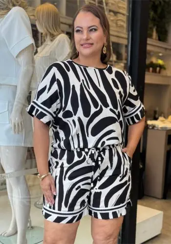 Conjunto Feminino Plus Size Blusa + Shorts Ref. 12346 Estampa Preto