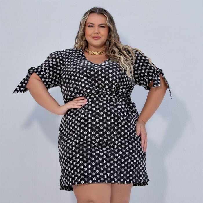 Vestido Plus Size Manga Curta Ref 900761 Preto - 48