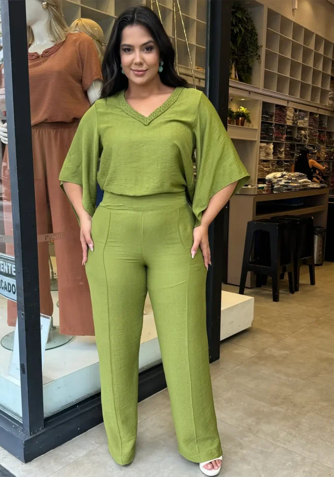 Conjunto Feminino Plus Size Manga Curta + Pantalona Ref 12544 Verde - 48