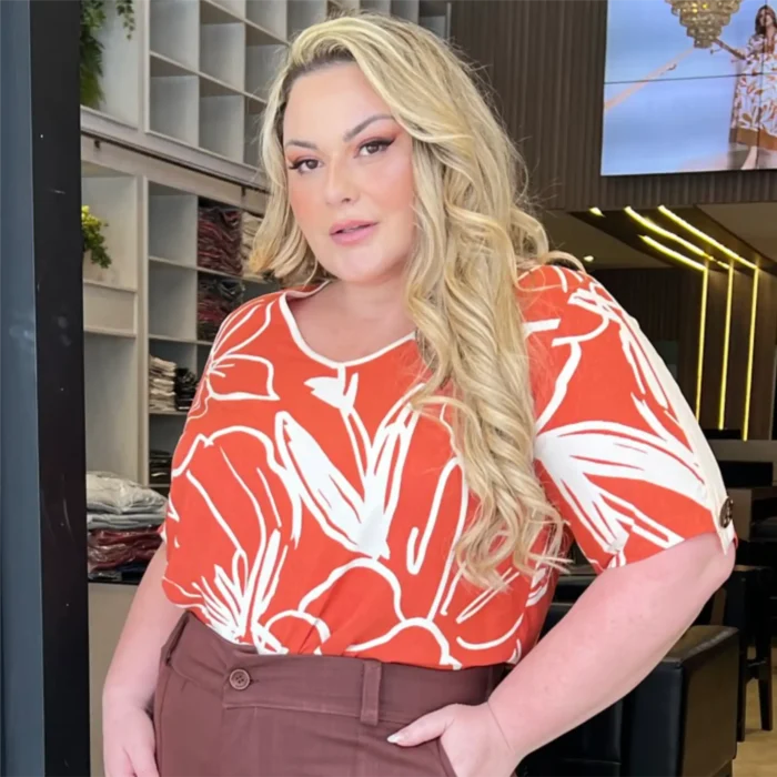 Blusa Feminina Plus Size Manga Curta Ref 12543 Estampa Telha - 48