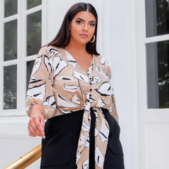 Blusa Feminina Plus Size Manga Curta Ref 12547 Estampa Bege - 50