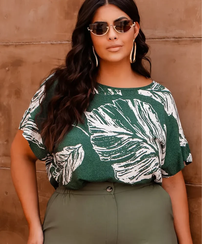 Blusa Feminina Plus Size Manga Curta ref 700854 Estampa Verde - 48