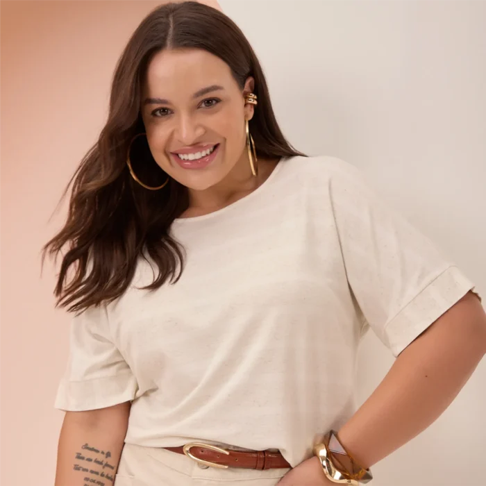 Blusa Feminina Plus Size Manga Curta Ref C5141 Off White - 50