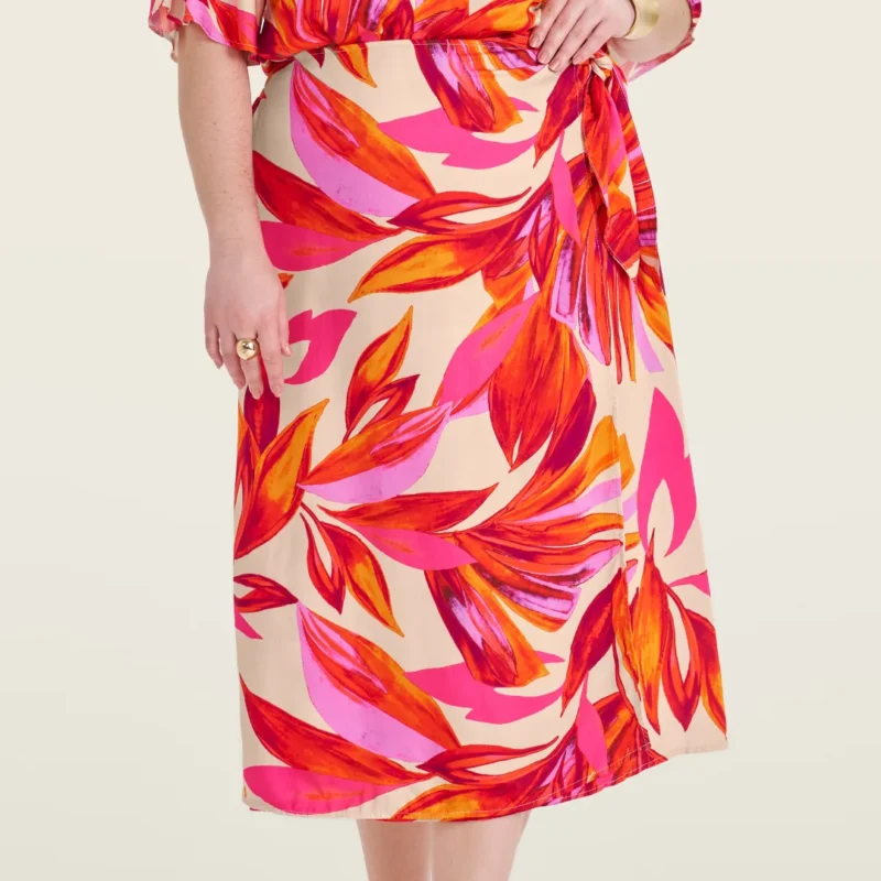 LOJA LURDS PLUS SIZE