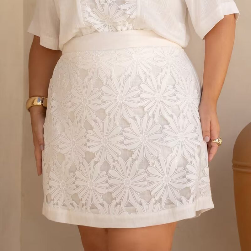 Shorts Saia Feminino Plus Size Ref 820123 Off White