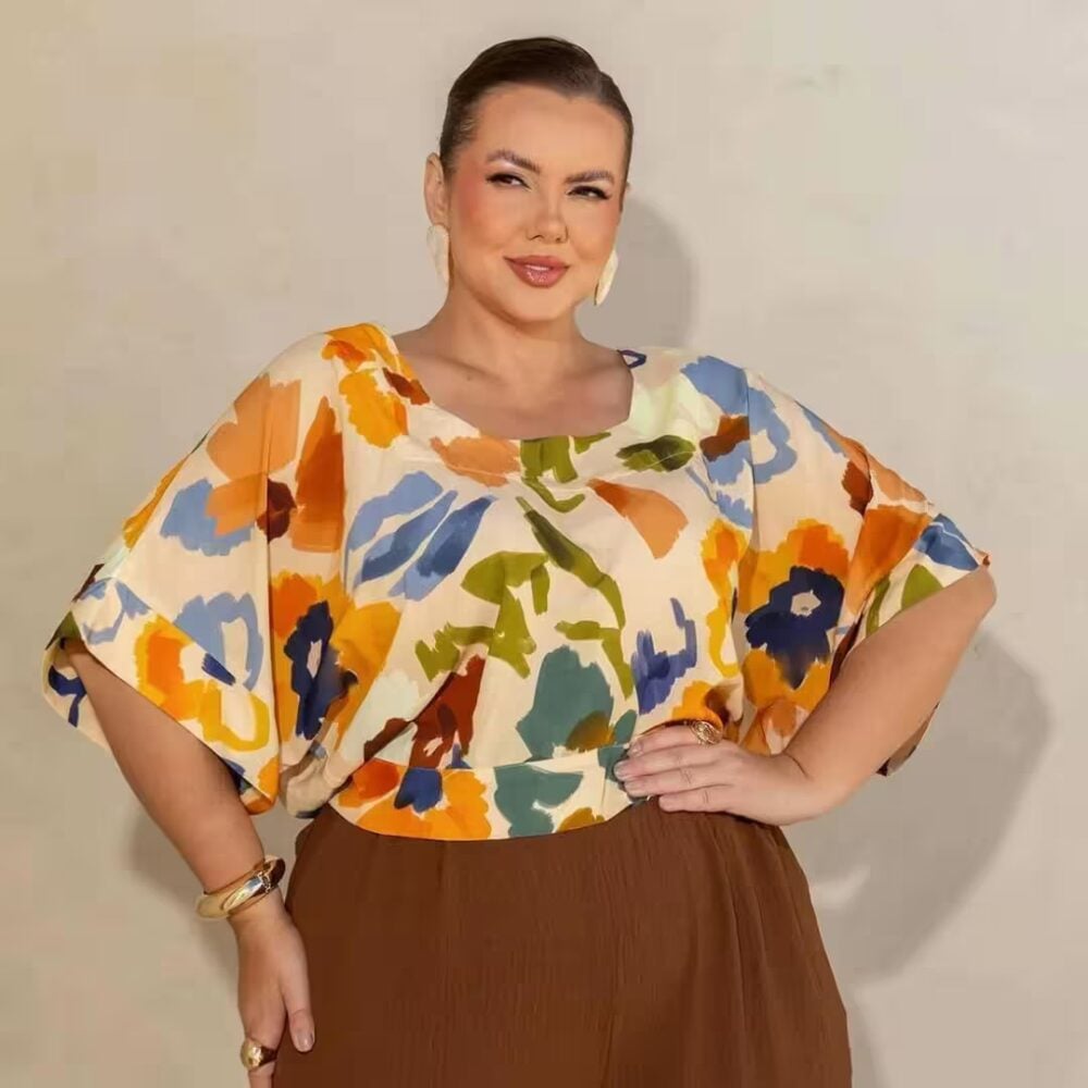 Blusa Feminina Manga Curta Plus Size Ref 700927 Estampa Bege