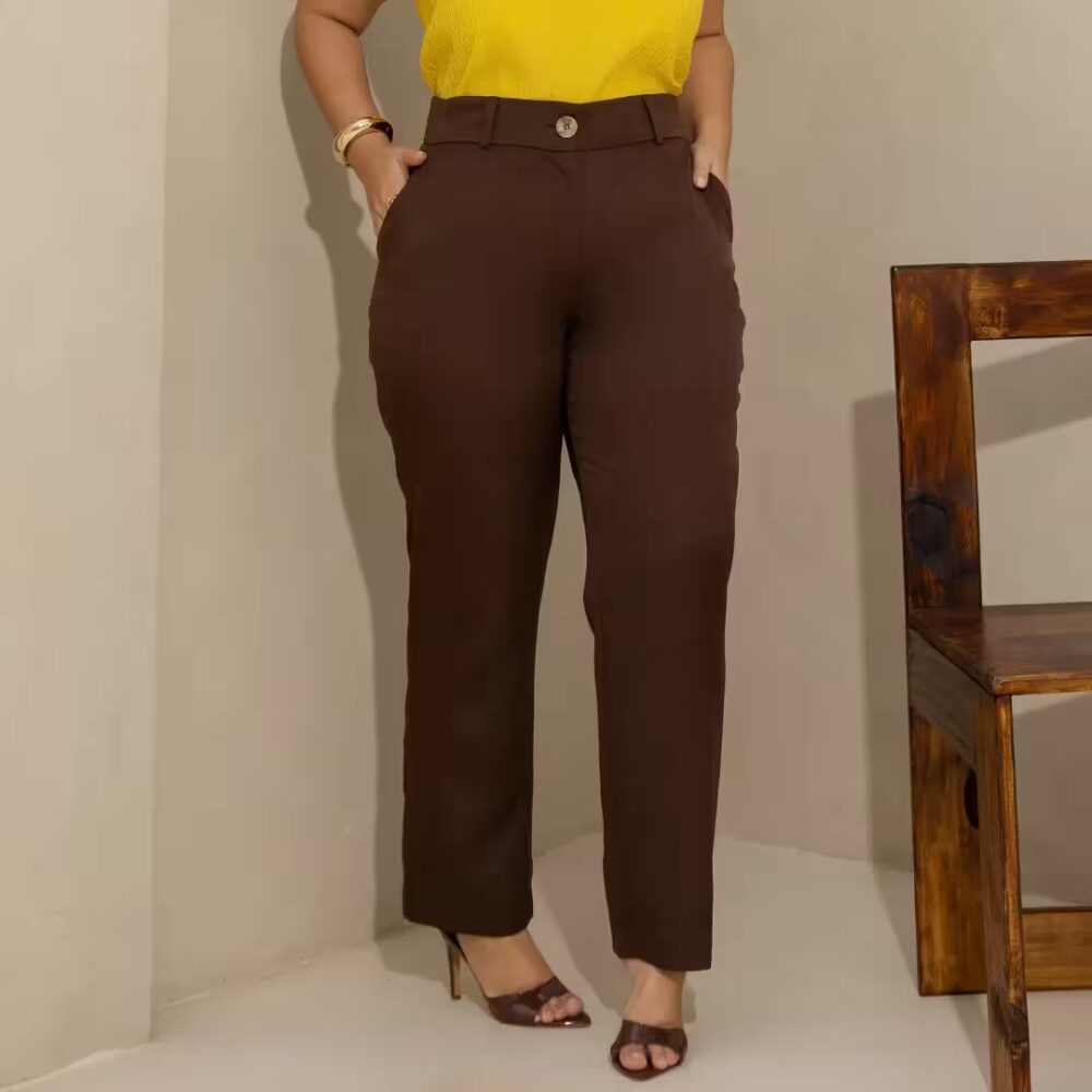 Alternative view of Calça Feminina Alfaiataria Plus Size Ref 800268 Marrom