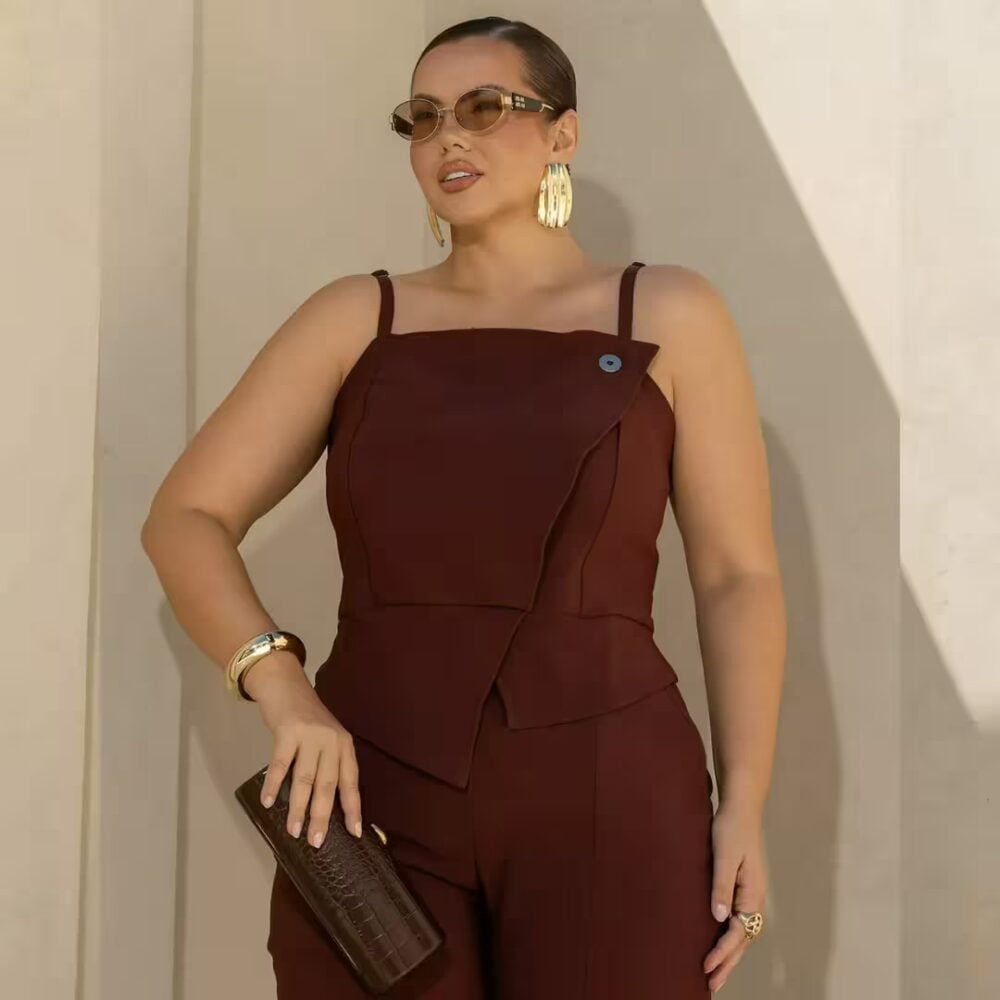 Cropped Feminino Sem Manga Plus Size Ref 700937 Marrom