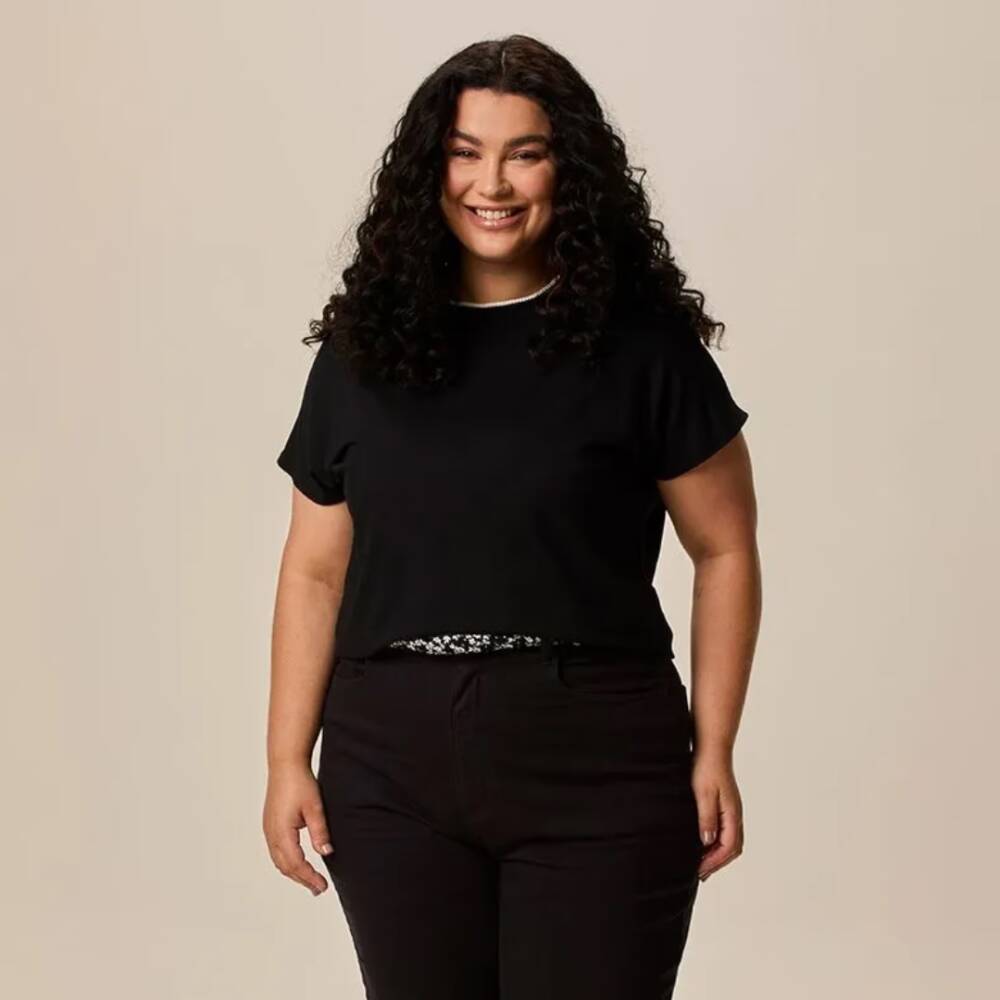 Blusa Feminina Plus Size Manga Curta Ref 127465 Preto